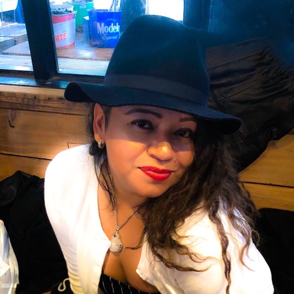 Meet your Posher, Onix - Picture 1 of 1